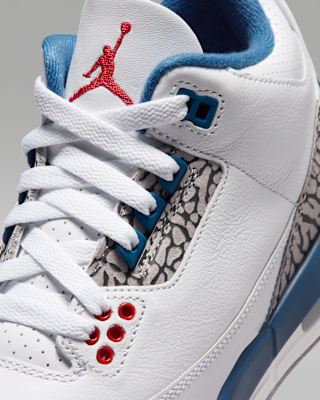 NIKE Air Jordan 3 ホワイト/レッド/ブルー　ソウルジ Air Jordan 3 Retro 'True Blue' Older Kids' Shoes. Nike ID